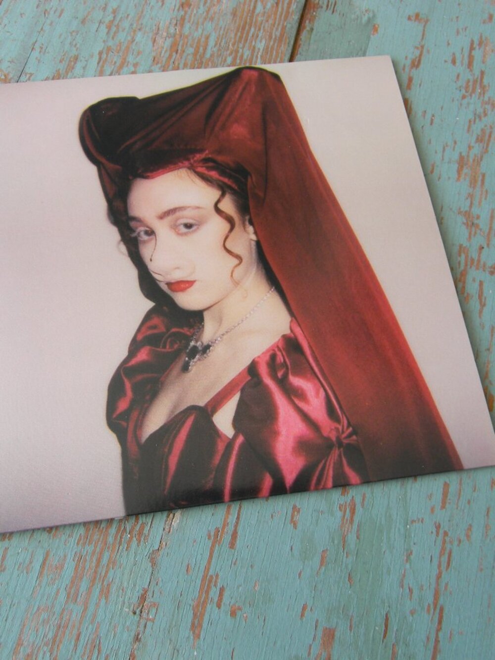 EUC Chappell Roan GOOD LUCK, BABE!: LIMITED OPAQUE RED VINYL 7" SINGLE